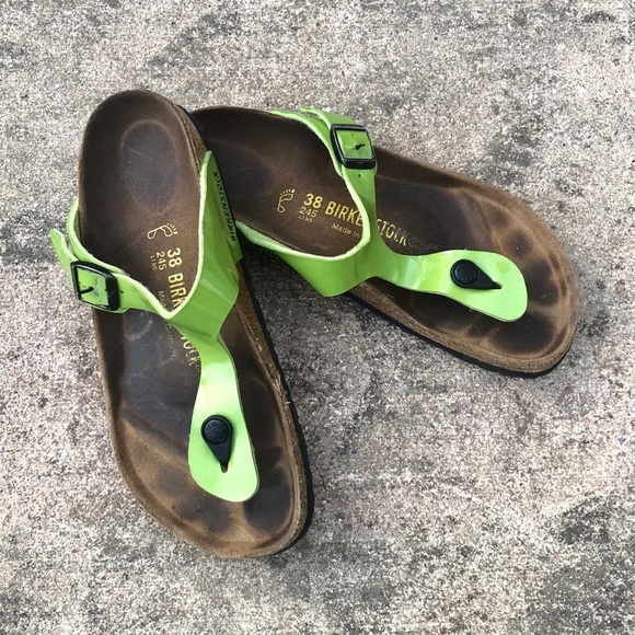 green gizeh birkenstocks